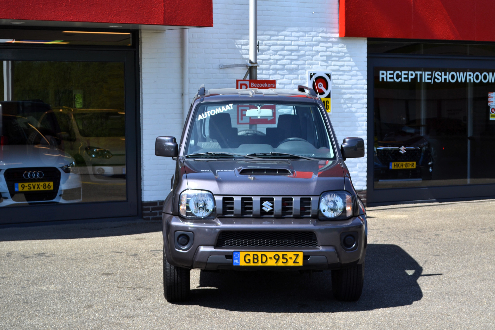 42499133-15.jpg